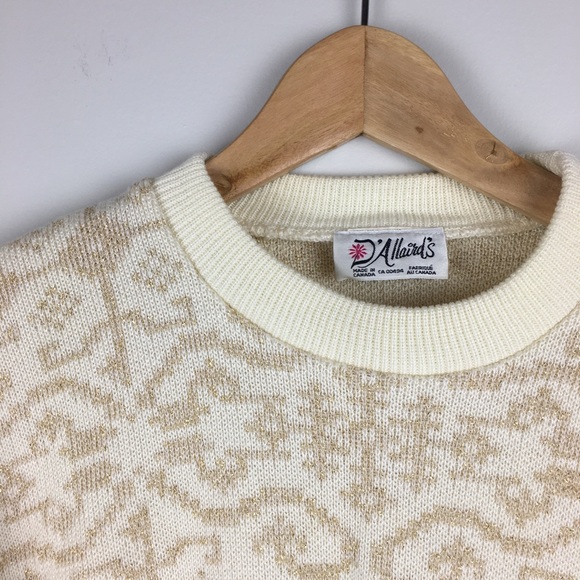 Vintage Holiday Sweater with Gold Pattern - Picture 4 of 10